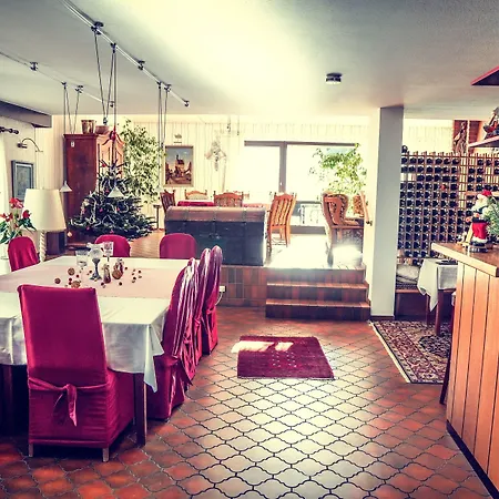 Am Schwarzwaldrand 3*